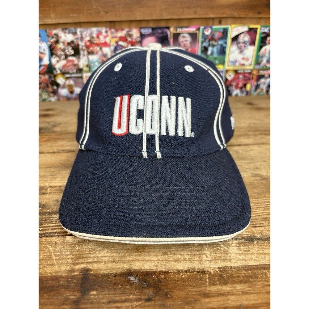Vintage Colosseum UConn University If Connecticut Stretch Fit Hat Cap Navy NCAA